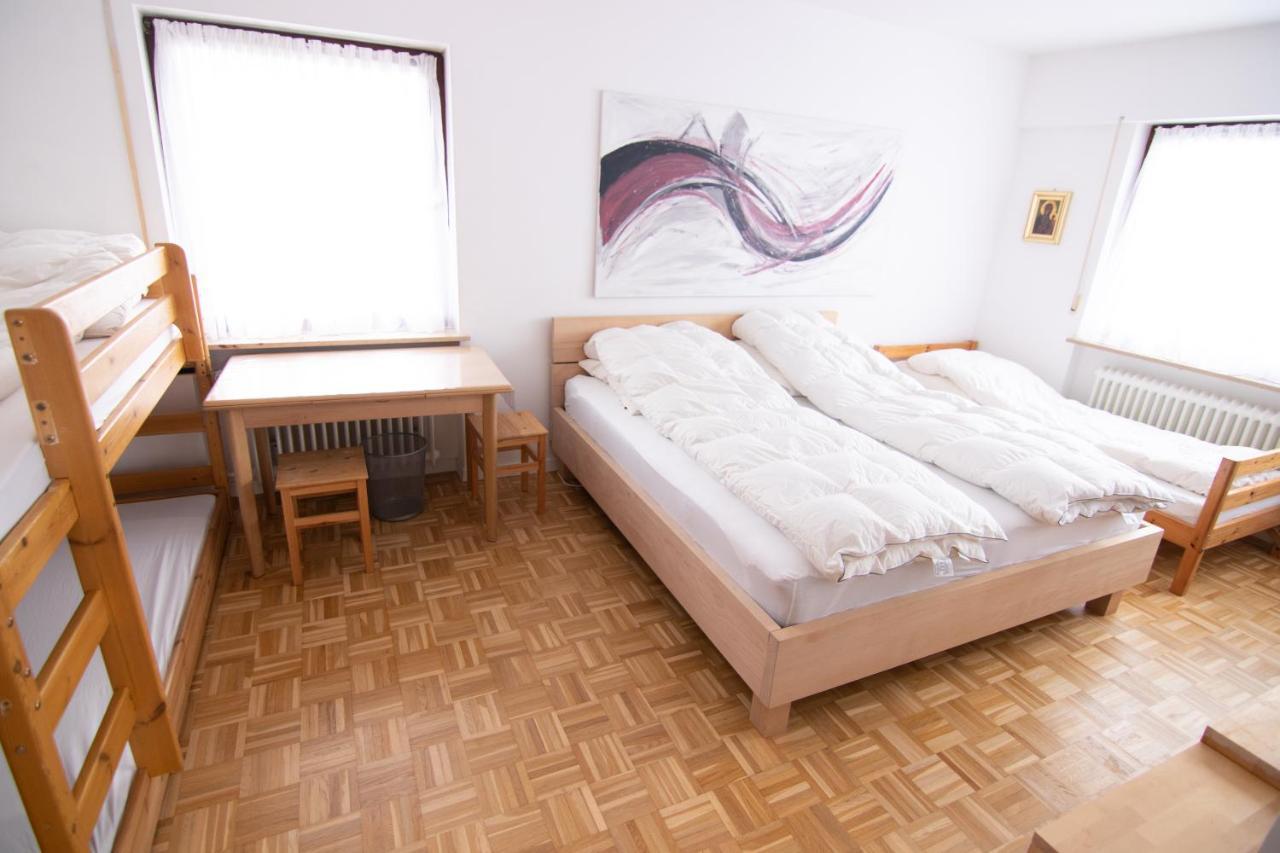נוימרקט אין דר אוברפפלץ Familienzimmer מראה חיצוני תמונה